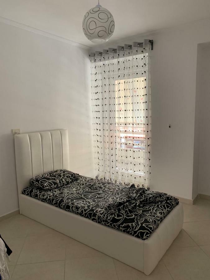 Marinela Apartment Саранда Экстерьер фото